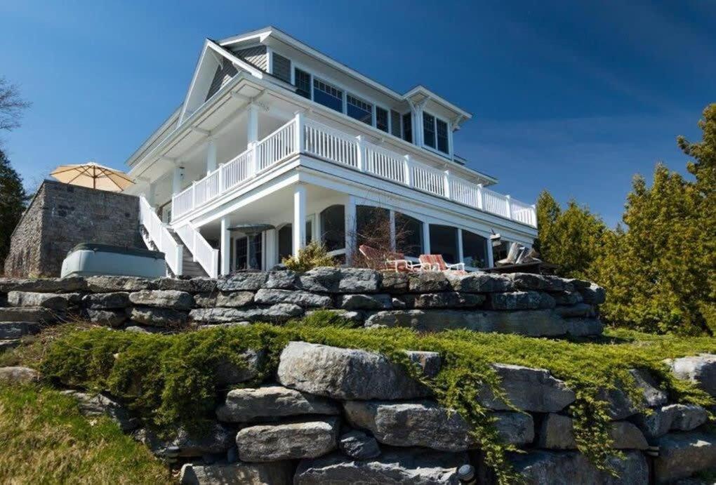 Loza House Adirondack Skydeck Unit Lake Front Plattsburgh Luaran gambar