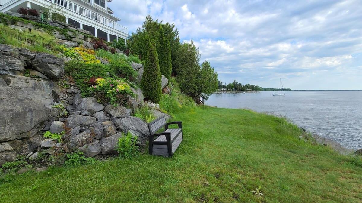 Loza House Adirondack Skydeck Unit Lake Front Plattsburgh Luaran gambar
